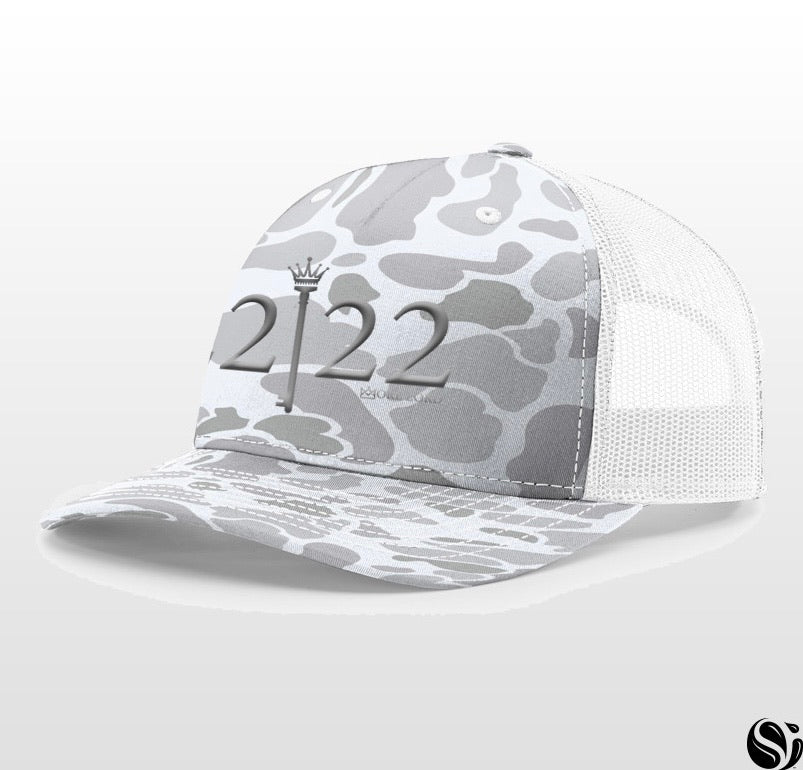 22:22 White Camo